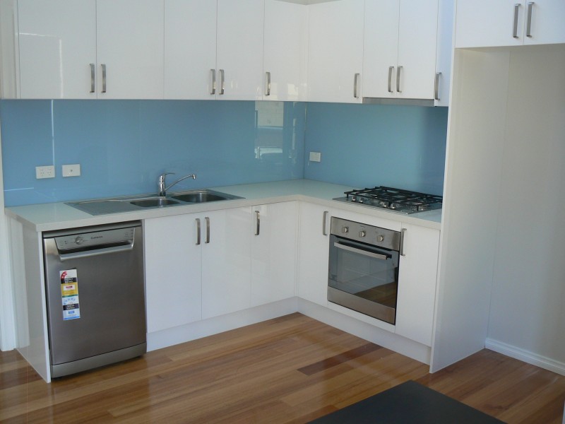 2/13 Great ocean Road, Marengo VIC 3233