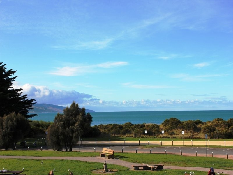 1/137 Great Ocean Road, Apollo Bay VIC 3233