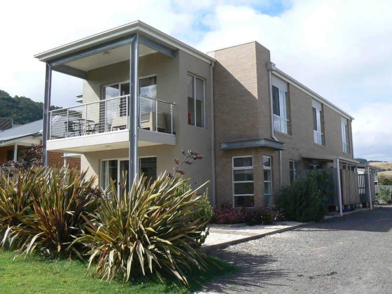 32 Scenic Drive, Apollo Bay VIC 3233