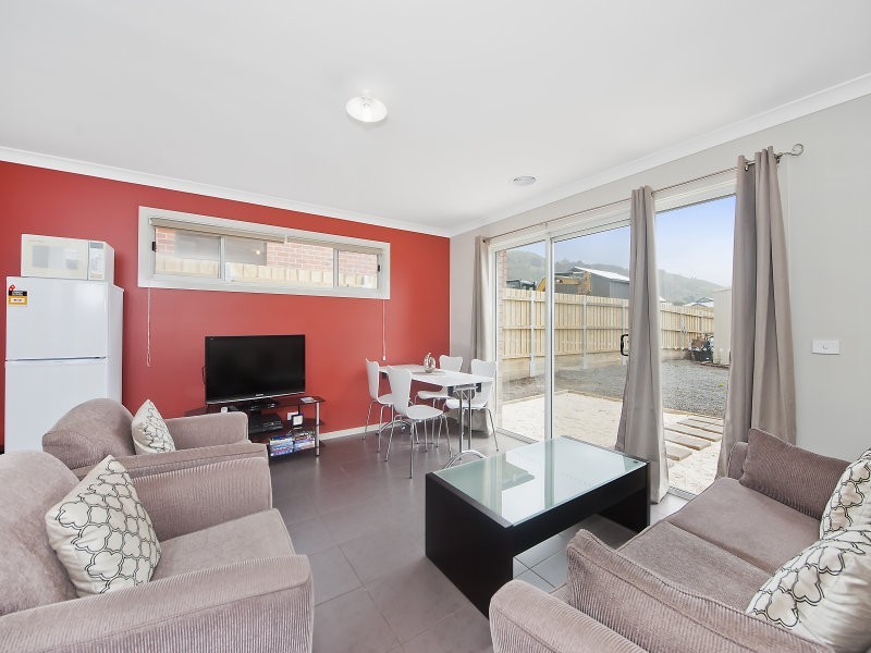 32 Scenic Drive, Apollo Bay VIC 3233