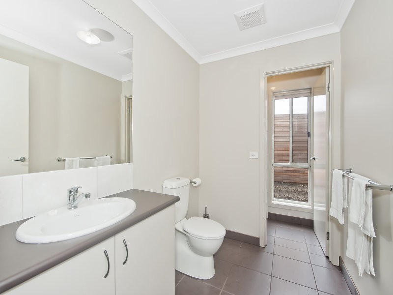 32 Scenic Drive, Apollo Bay VIC 3233