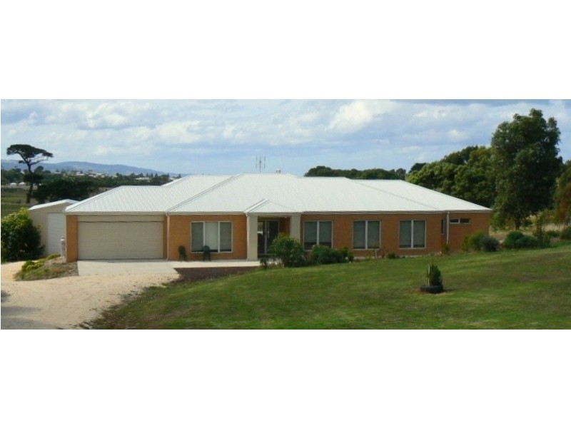 10 Barton Place, Marengo VIC 3233