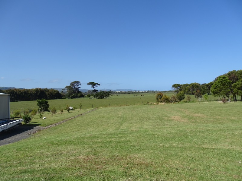 10 Barton Place, Marengo VIC 3233