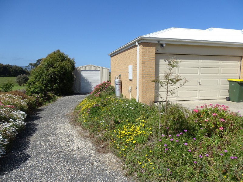 10 Barton Place, Marengo VIC 3233