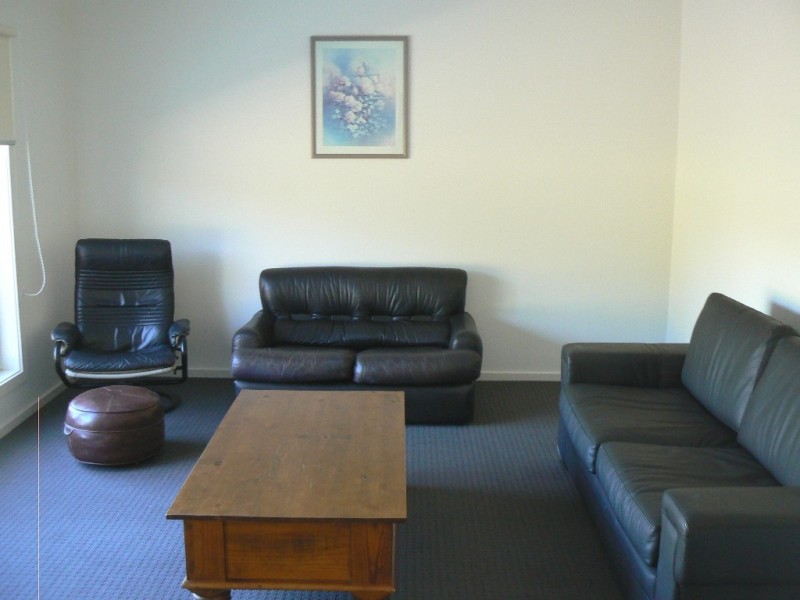 10 Barton Place, Marengo VIC 3233