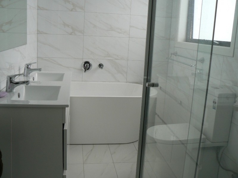 4/13 Great Ocean Road, Marengo VIC 3233