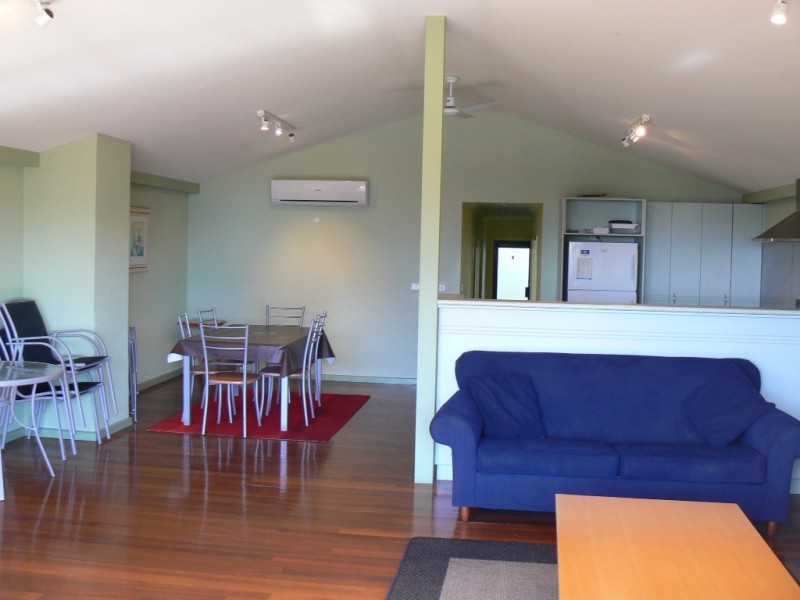 1/149 Great Ocean Road, Apollo Bay VIC 3233