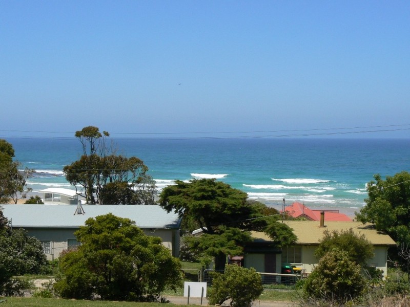 17 Karlson Street, Skenes Creek VIC 3233