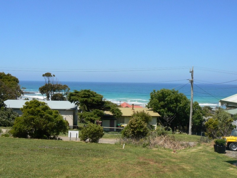 17 Karlson Street, Skenes Creek VIC 3233