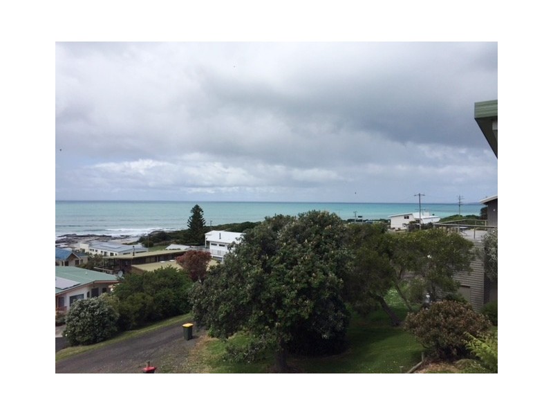 17 Karlson Street, Skenes Creek VIC 3233