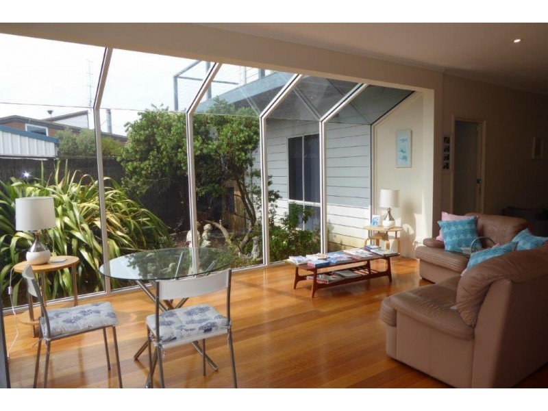 4 Murray Street, Apollo Bay VIC 3233