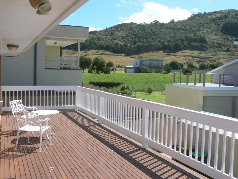 4 Joyce Street, Apollo Bay VIC 3233