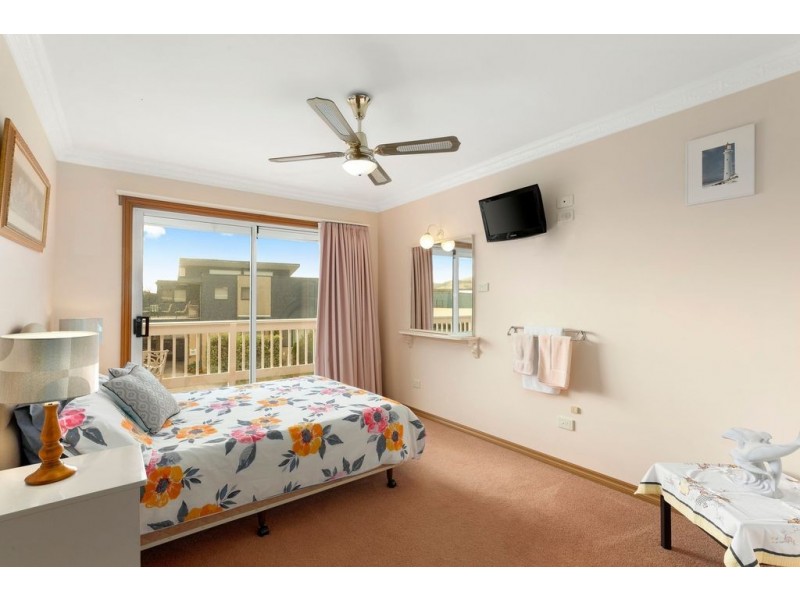 4 Joyce Street, Apollo Bay VIC 3233