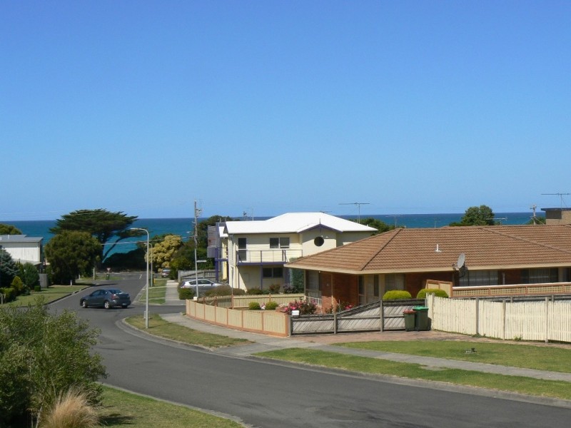 4 Joyce Street, Apollo Bay VIC 3233