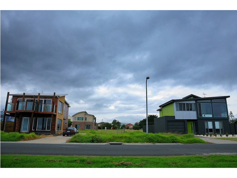 8A Gambier Street, Apollo Bay VIC 3233