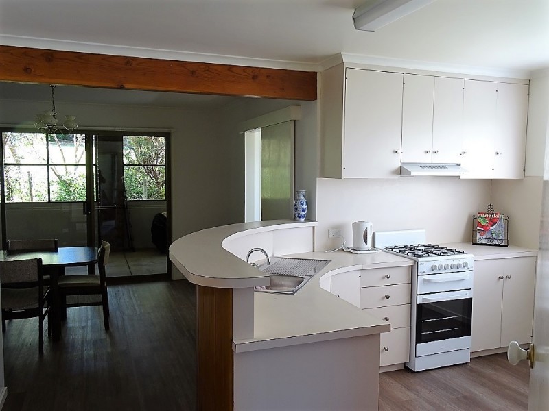 3 McMinn Court, Marengo VIC 3233