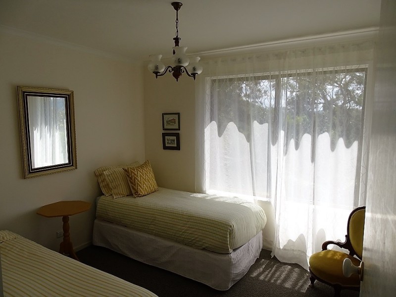 3 McMinn Court, Marengo VIC 3233