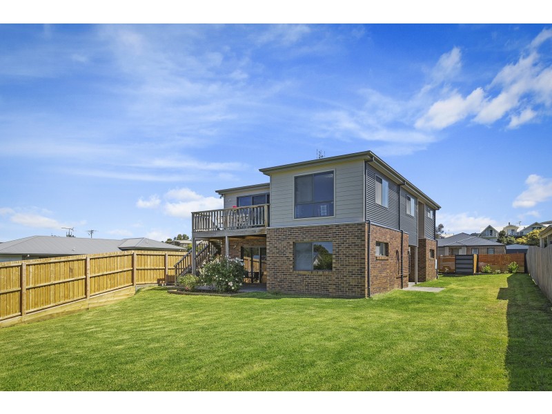 15 Dolphin Court, Apollo Bay VIC 3233