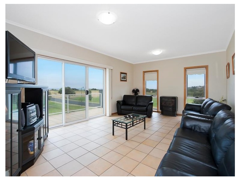 1/12  Galbraith Way, Marengo VIC 3233