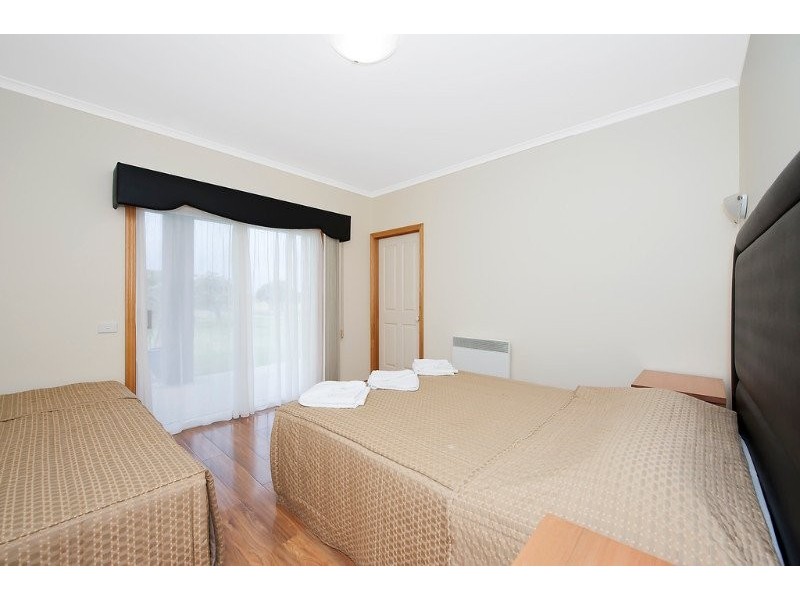 1/12  Galbraith Way, Marengo VIC 3233