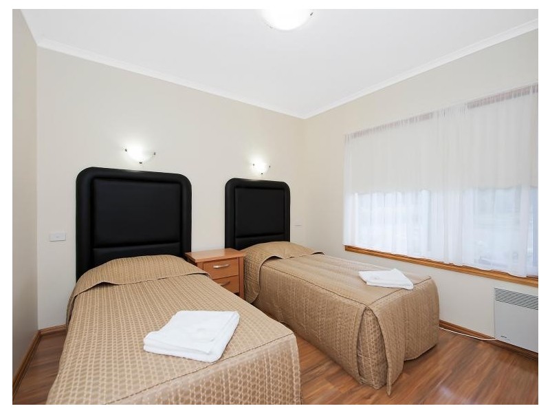 2/12 Galbraith Way, Marengo VIC 3233