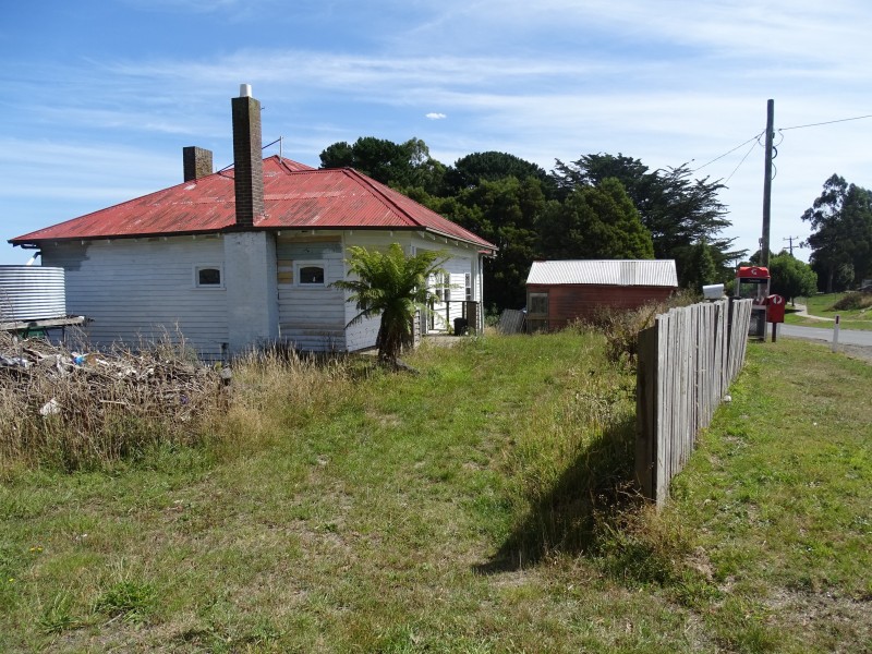 36 Main Road, Beech Forest VIC 3237