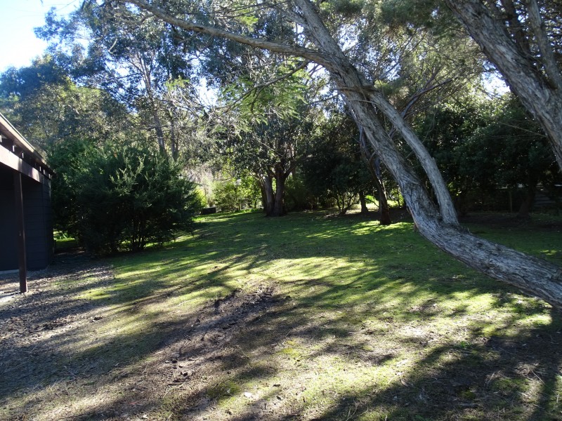 16 Point Avenue, Skenes Creek VIC 3233