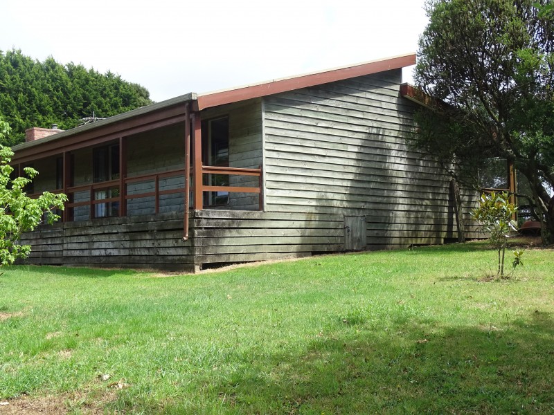 480 Dehnerts Track, Beech Forest VIC 3237