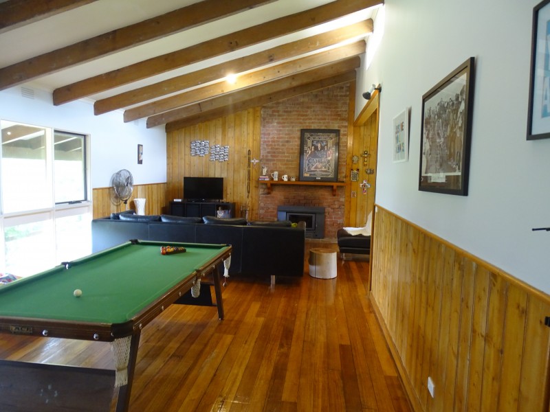 480 Dehnerts Track, Beech Forest VIC 3237