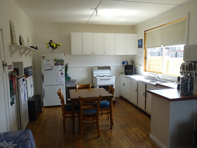 8 Marengo Crescent, Marengo VIC 3233