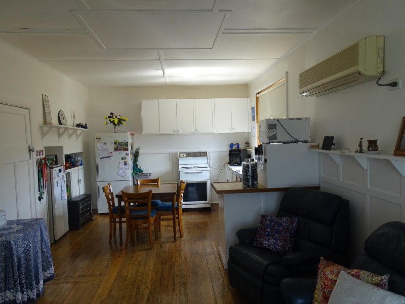 8 Marengo Crescent, Marengo VIC 3233