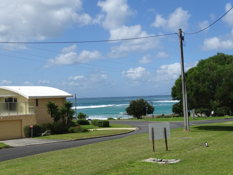 8 Marengo Crescent, Marengo VIC 3233