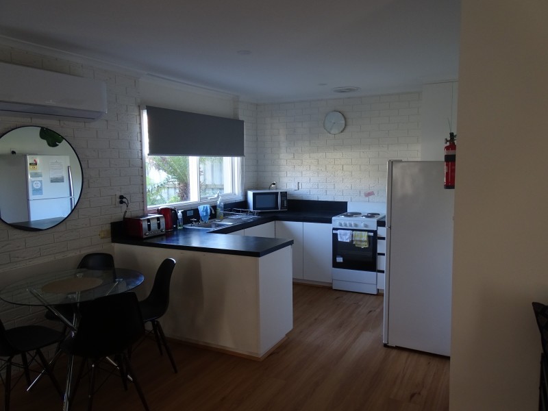 Unit 1/20-22 Murray Street, Apollo Bay VIC 3233