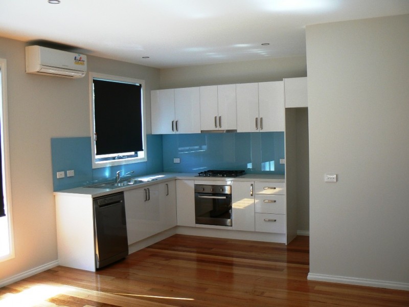 13 Great Ocean Road, Marengo VIC 3233