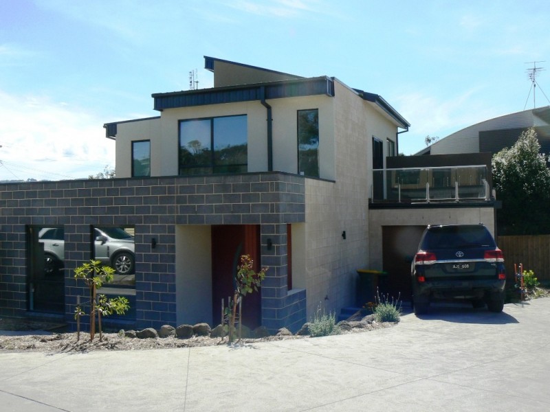 13 Great Ocean Road, Marengo VIC 3233