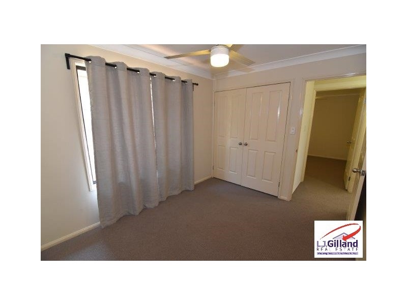 37 Manor Crescent, Wakerley QLD 4154