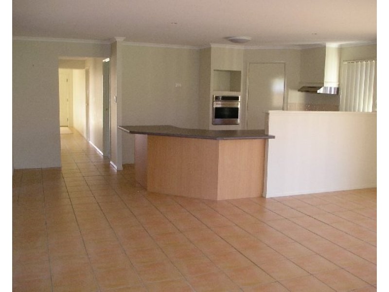 14 Heathcote Avenue, North Lakes QLD 4509