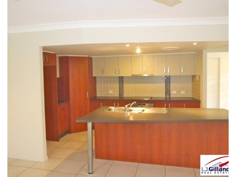 3 Camphor Laurel, Mcdowall QLD 4053