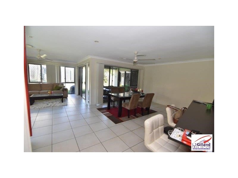 3 Camphor Laurel, Mcdowall QLD 4053