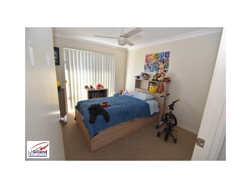 3 Camphor Laurel, Mcdowall QLD 4053