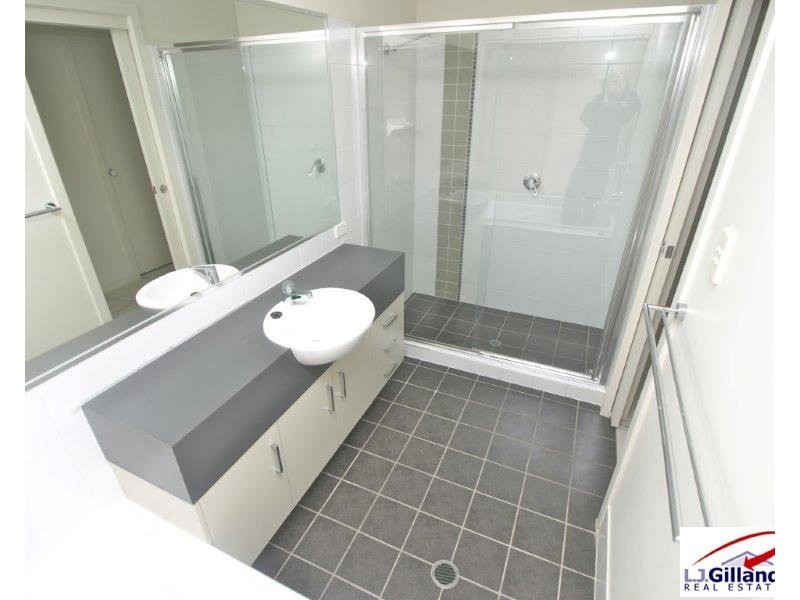 3 Camphor Laurel, Mcdowall QLD 4053