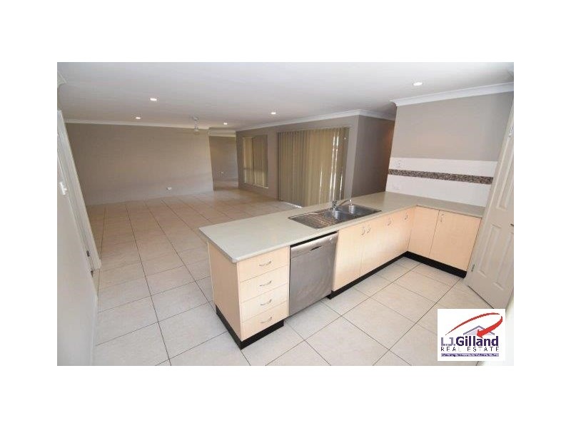 11 Yovan Court, Loganlea QLD 4131