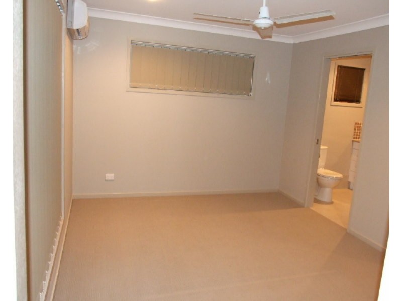 11 Yovan Court, Loganlea QLD 4131