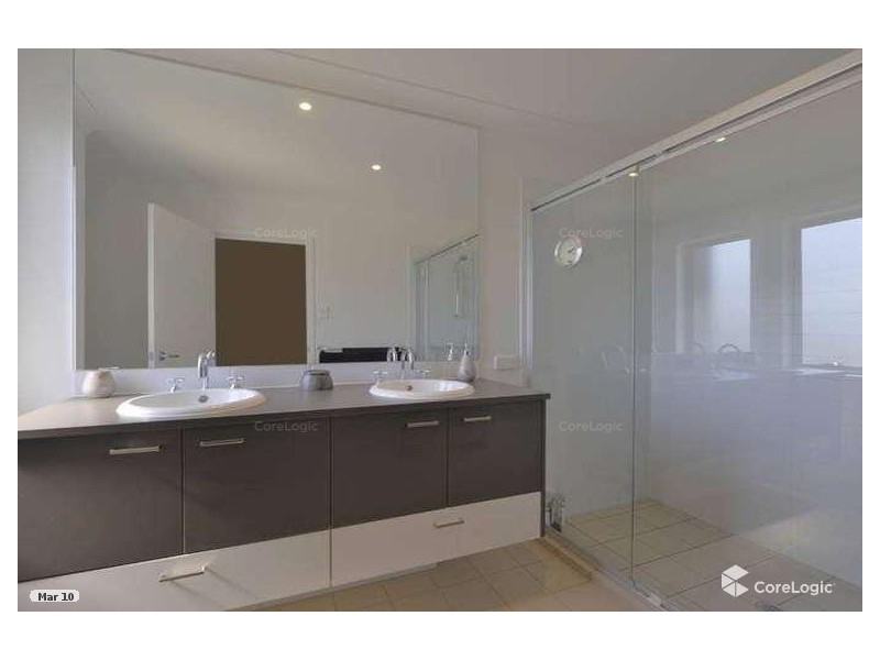 48 Village Circuit, Murarrie QLD 4172