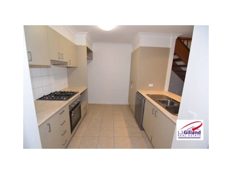 2/1 Anthony Street, Kingston QLD 4114