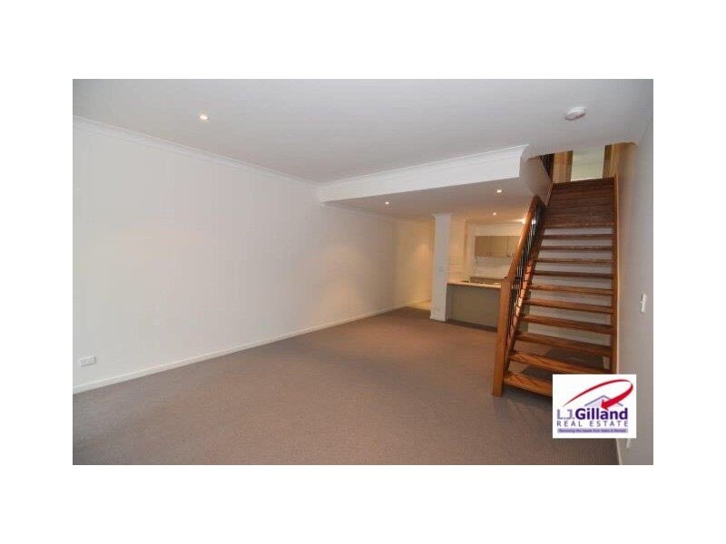 2/1 Anthony Street, Kingston QLD 4114