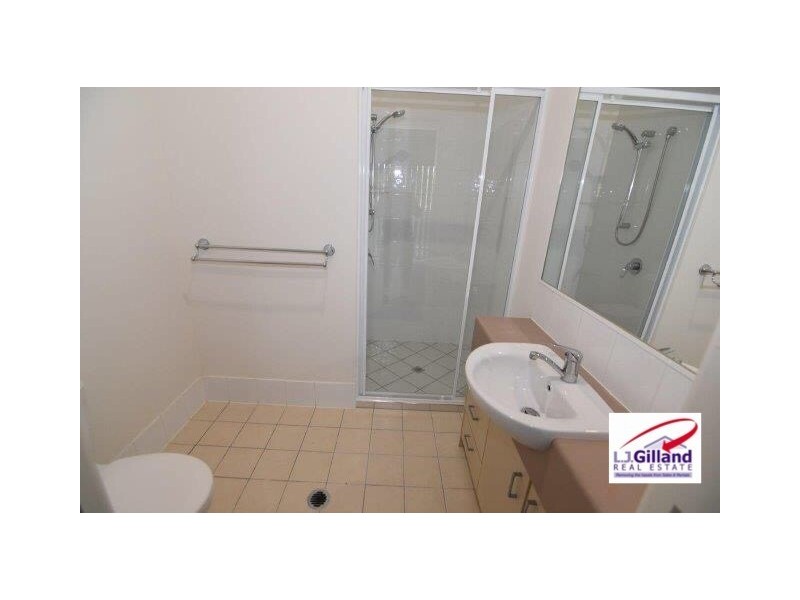 2/1 Anthony Street, Kingston QLD 4114