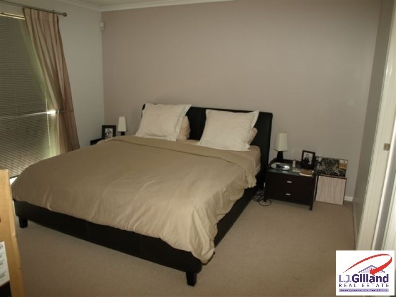 8 Drummond Court, North Lakes QLD 4509