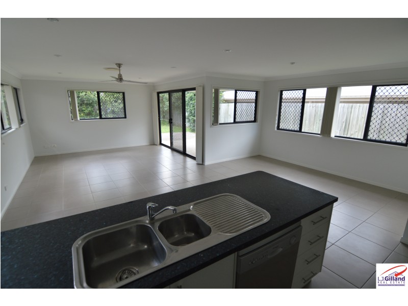 8 Karawatha Street, Springwood QLD 4127