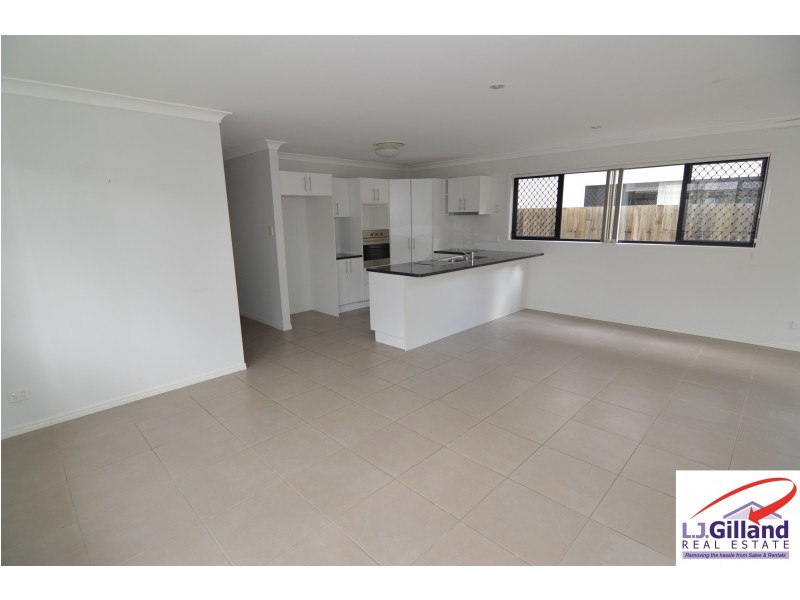 8 Karawatha Street, Springwood QLD 4127